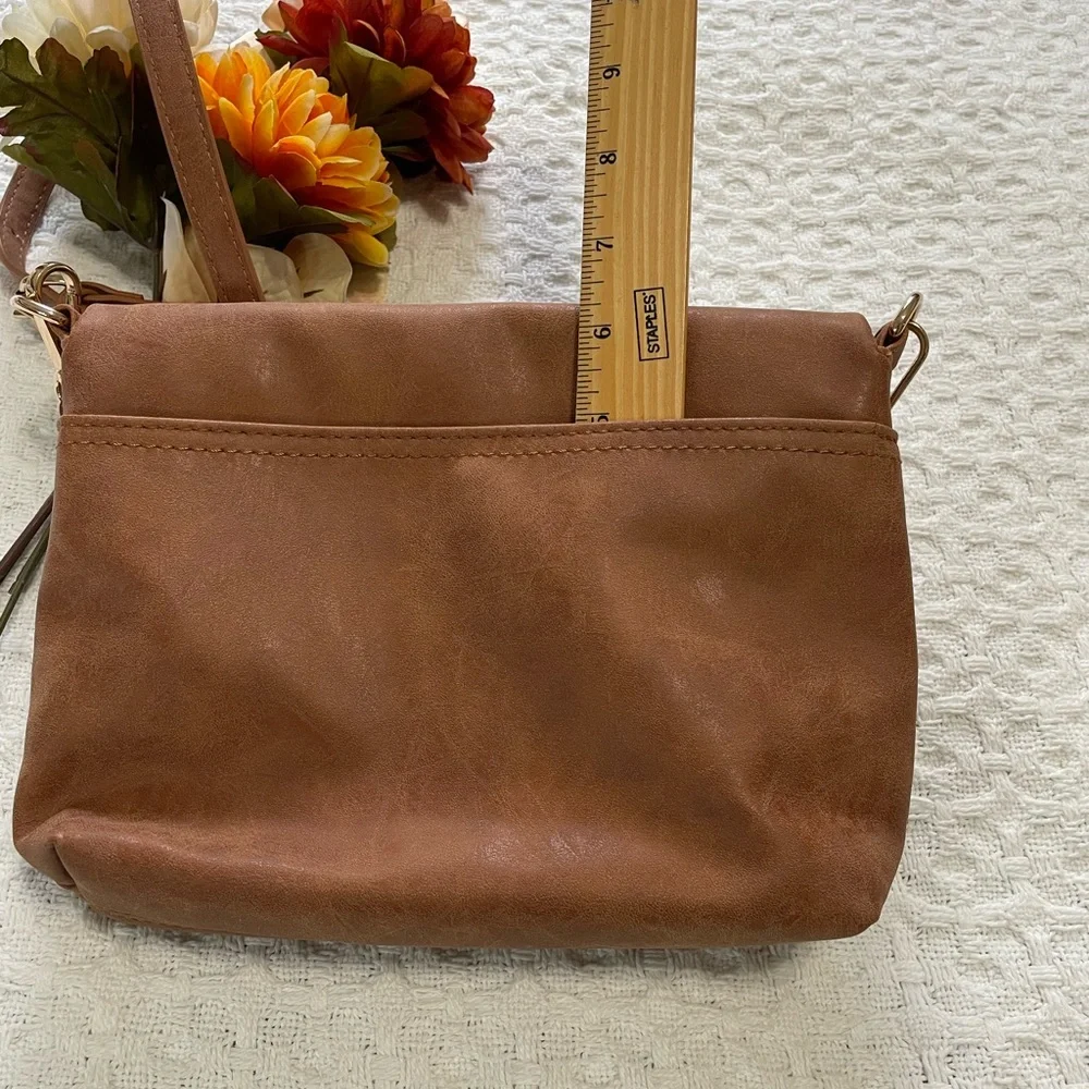 Elegant‎ Tan Crossbody Bag